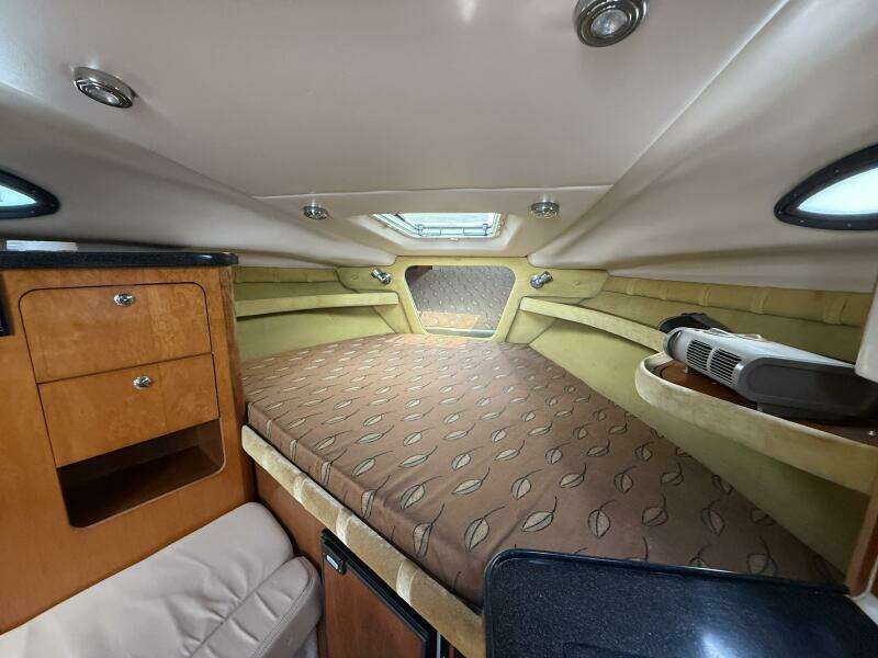 28ft Regal Yacht For Sale