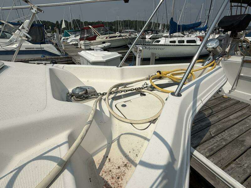28ft Regal Yacht For Sale
