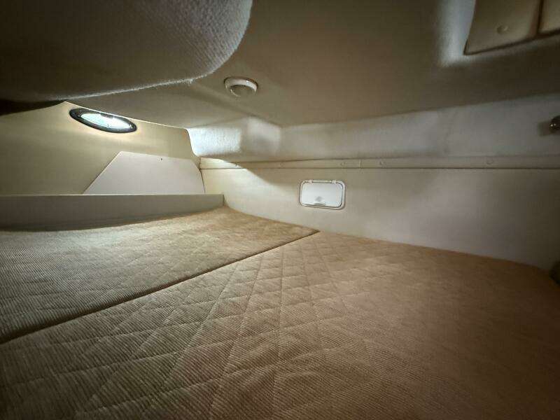 28ft Regal Yacht For Sale