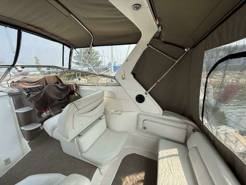 28ft Regal Yacht For Sale