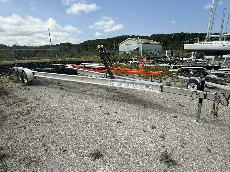28ft Regal Yacht For Sale