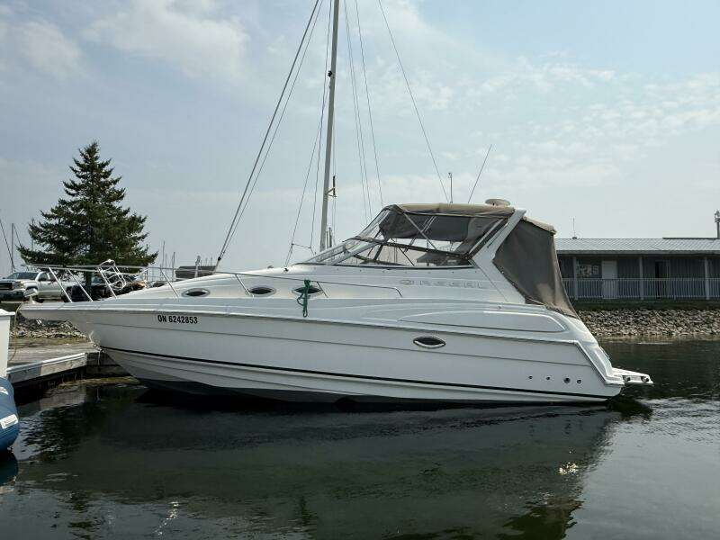 28ft Regal Yacht For Sale