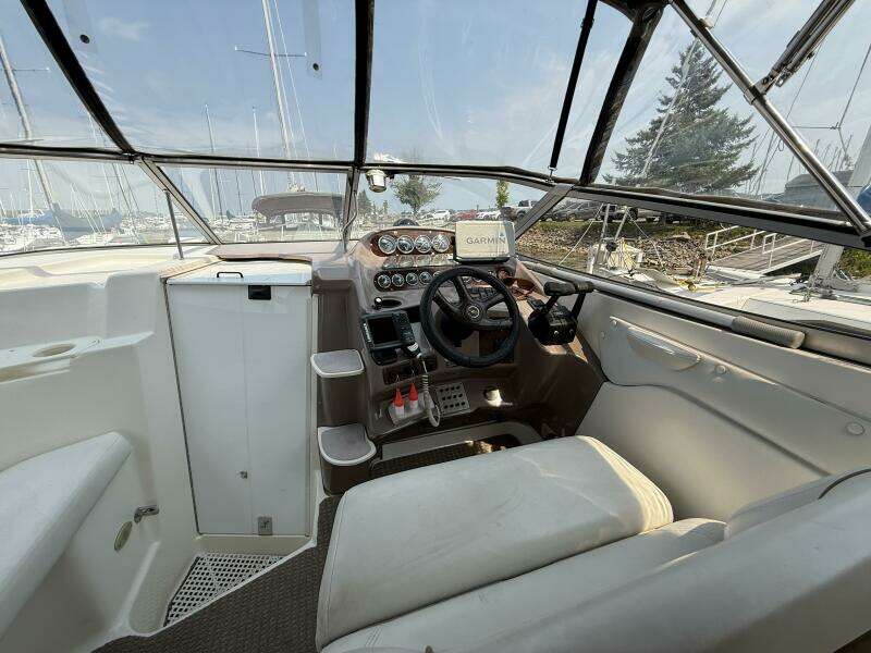 28ft Regal Yacht For Sale
