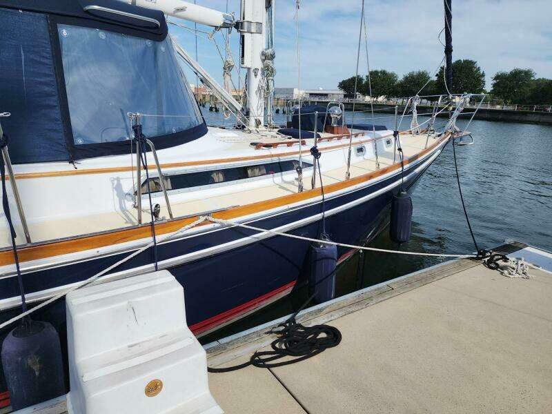 44ft Gulfstar Yacht For Sale