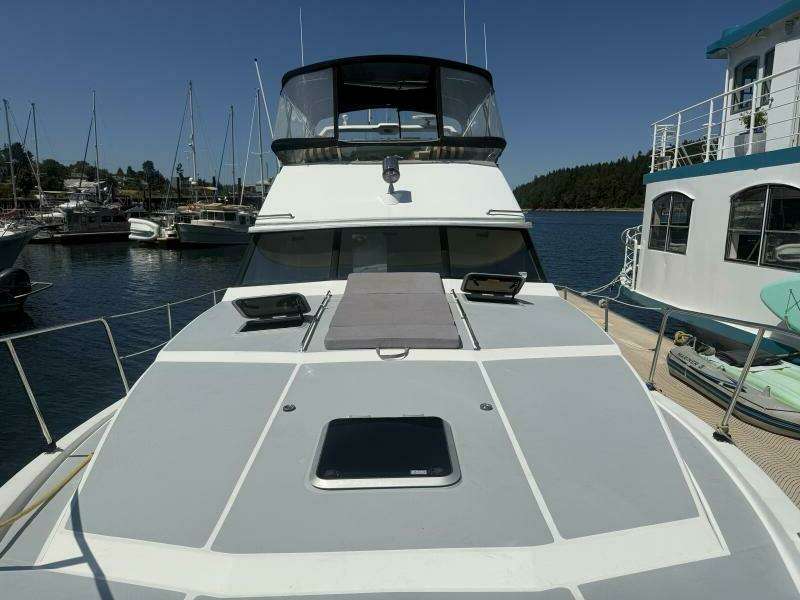 Shelter Belle 38ft Bayliner Yacht For Sale