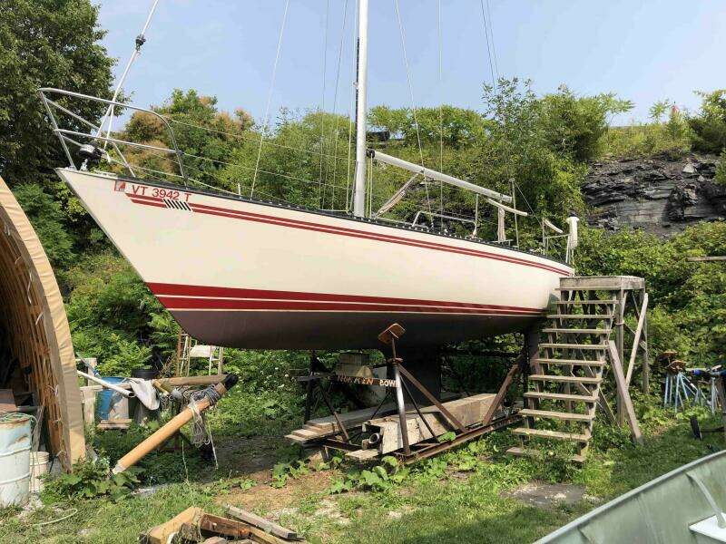 LITTLE NOKKEN 33ft Tartan Yacht For Sale