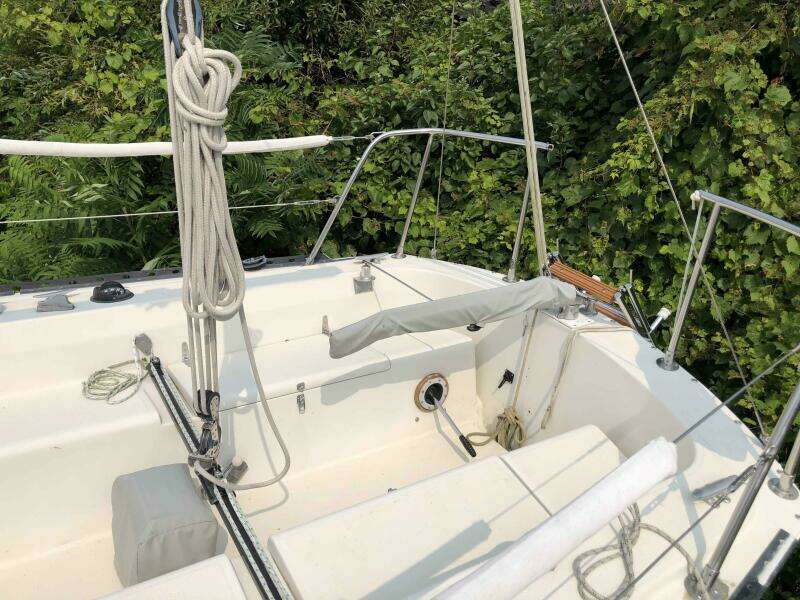 LITTLE NOKKEN 33ft Tartan Yacht For Sale