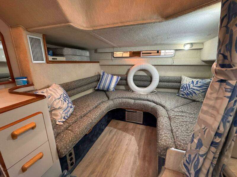 35ft Sea Ray Yacht For Sale