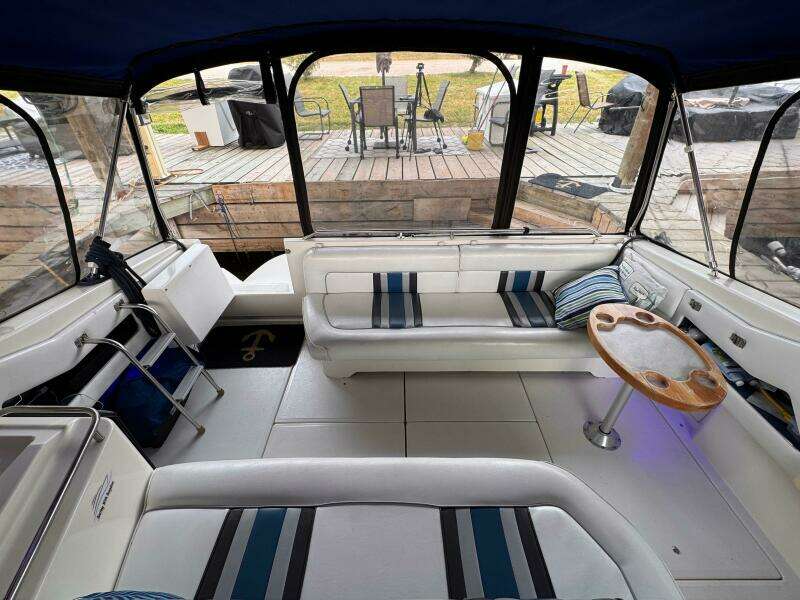 35ft Sea Ray Yacht For Sale