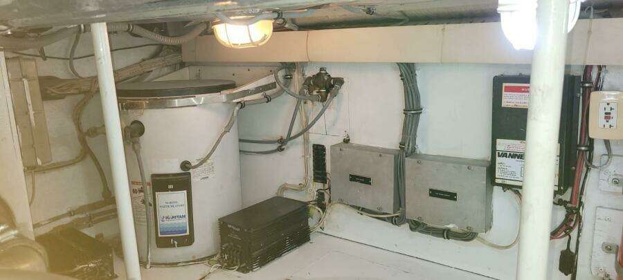 El Caiman  46ft Bertram Yacht For Sale