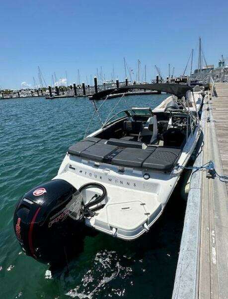 22ft Four Winns Yacht For Sale