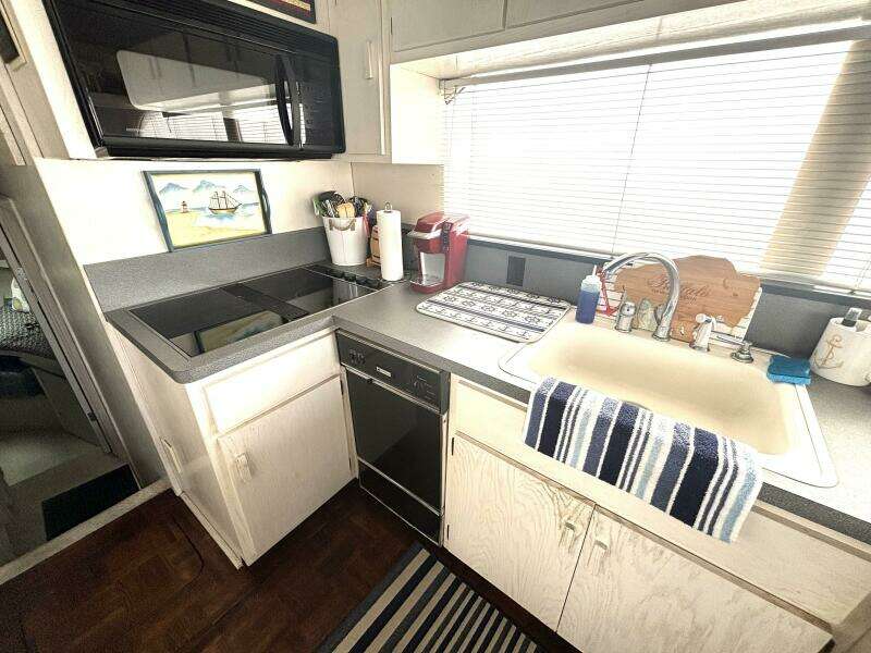 Triple Deuces 48ft Davidson Yacht For Sale