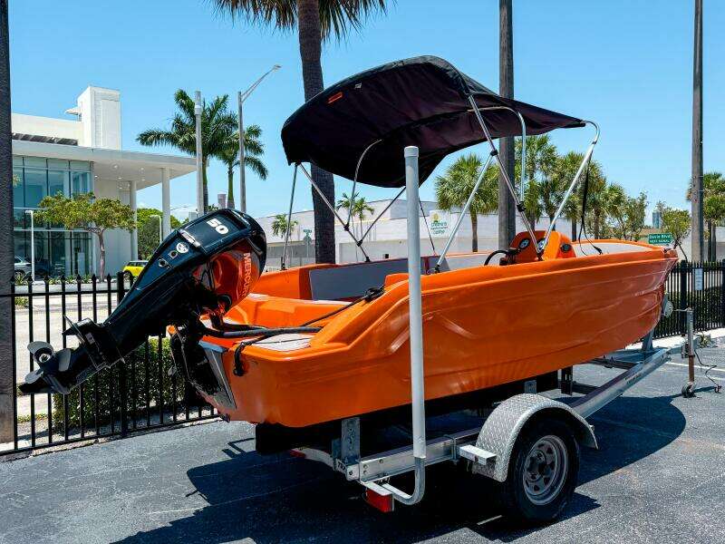 16ft Vision Yacht For Sale