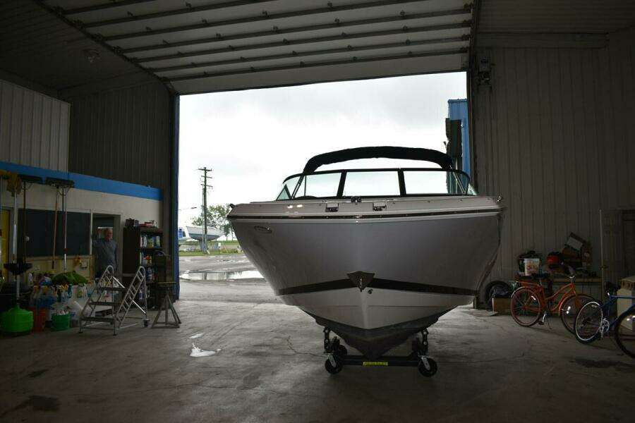 23ft Regal Yacht For Sale
