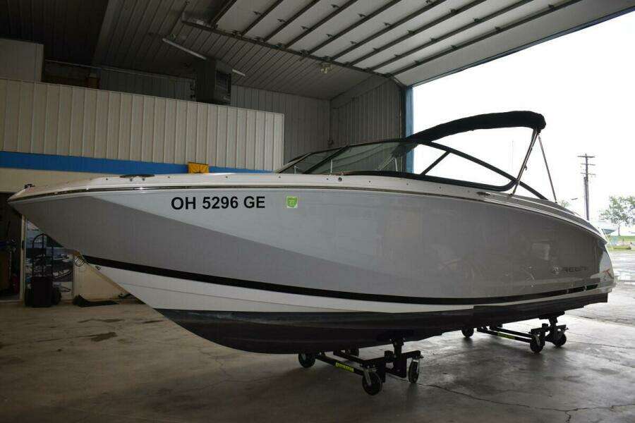 23ft Regal Yacht For Sale