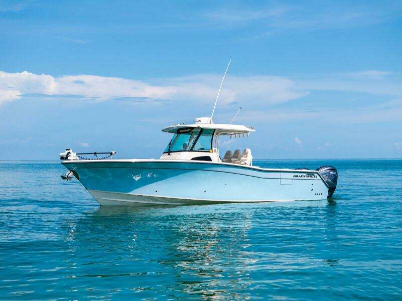 2022 Grady-White 336 Canyon - Port 3/4 Bow