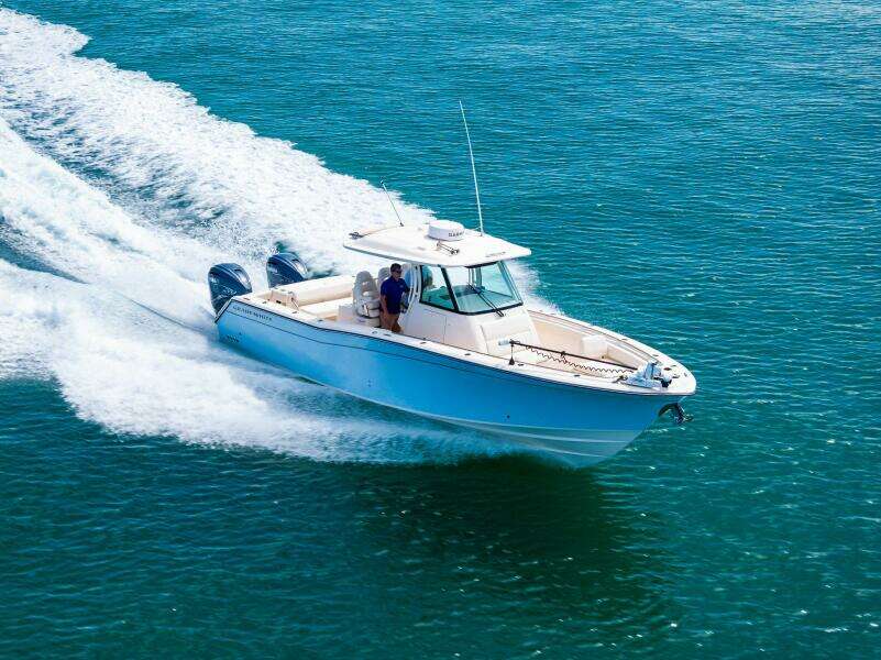 2022 Grady-White 336 Canyon - Starboard 3/4 Bow