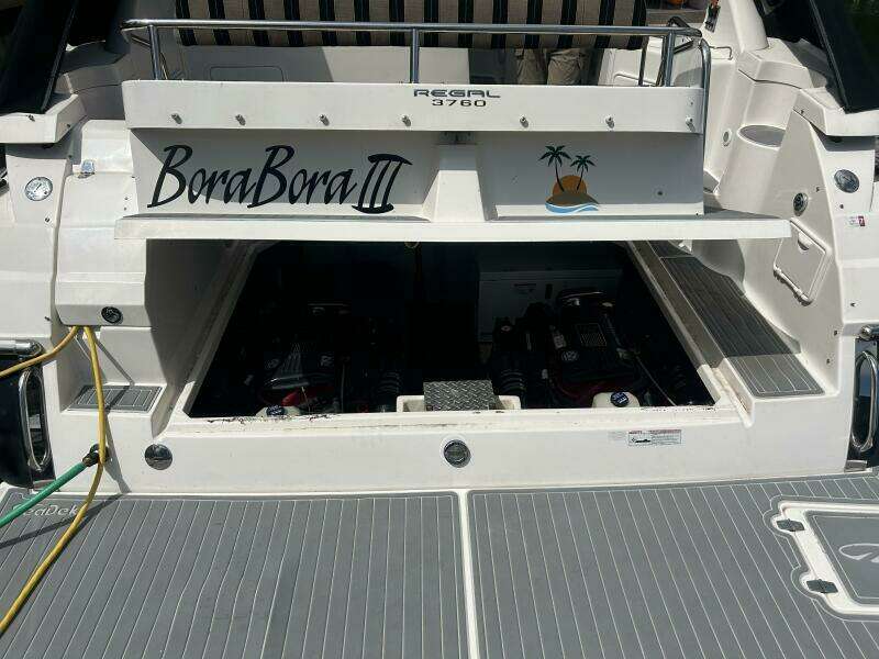 37ft Regal Yacht For Sale