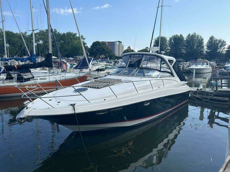 37ft Regal Yacht For Sale