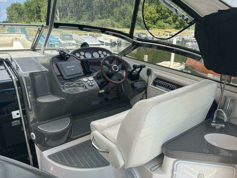 37ft Regal Yacht For Sale