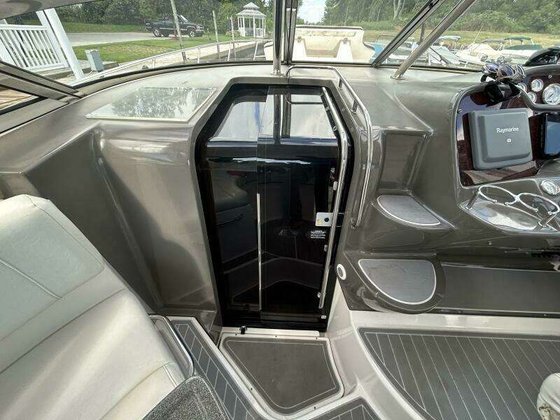 37ft Regal Yacht For Sale