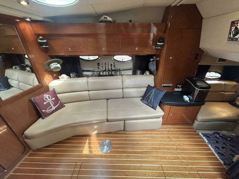 37ft Regal Yacht For Sale
