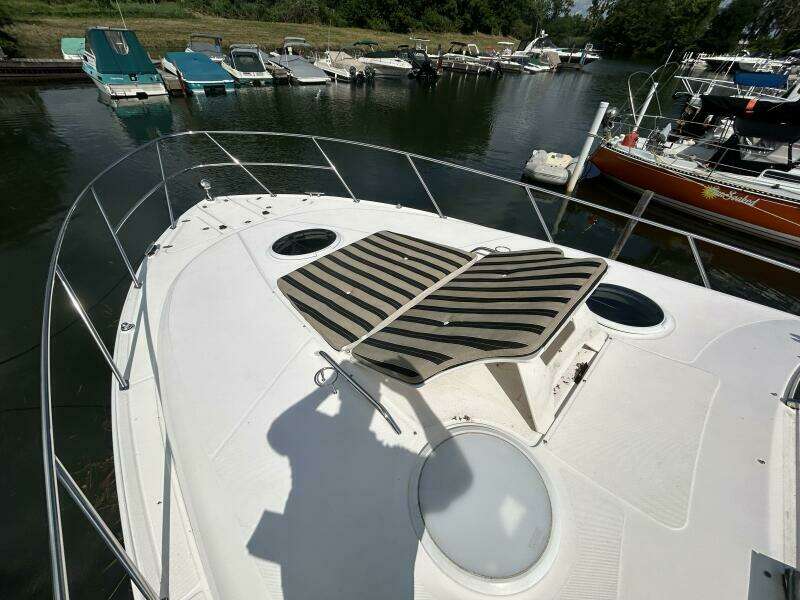 37ft Regal Yacht For Sale