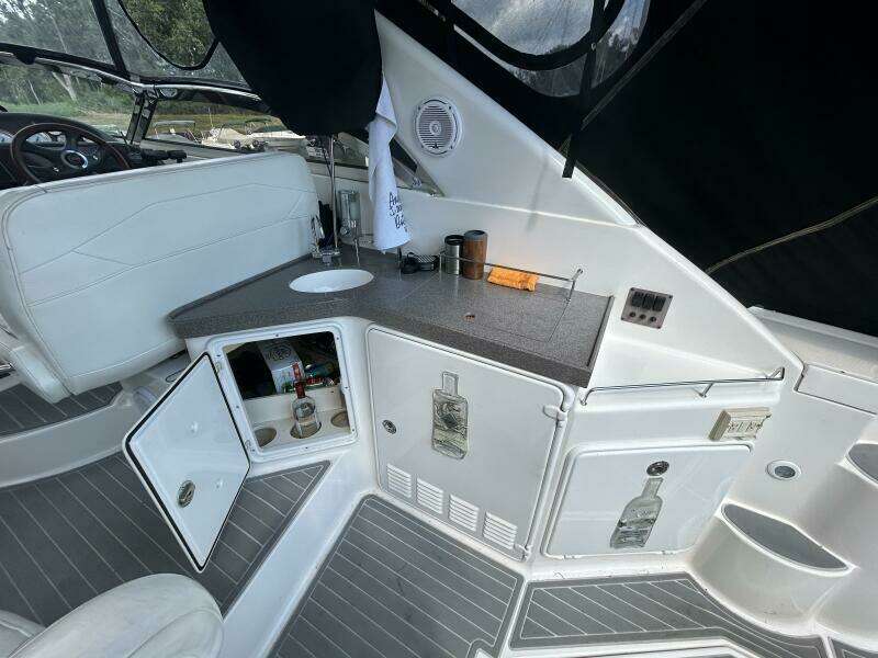 37ft Regal Yacht For Sale