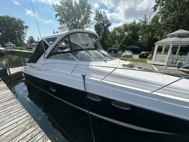37ft Regal Yacht For Sale