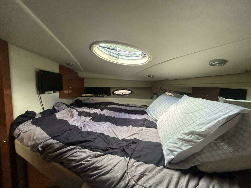 37ft Regal Yacht For Sale