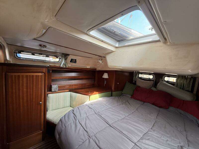 43ft Bavaria Yacht For Sale