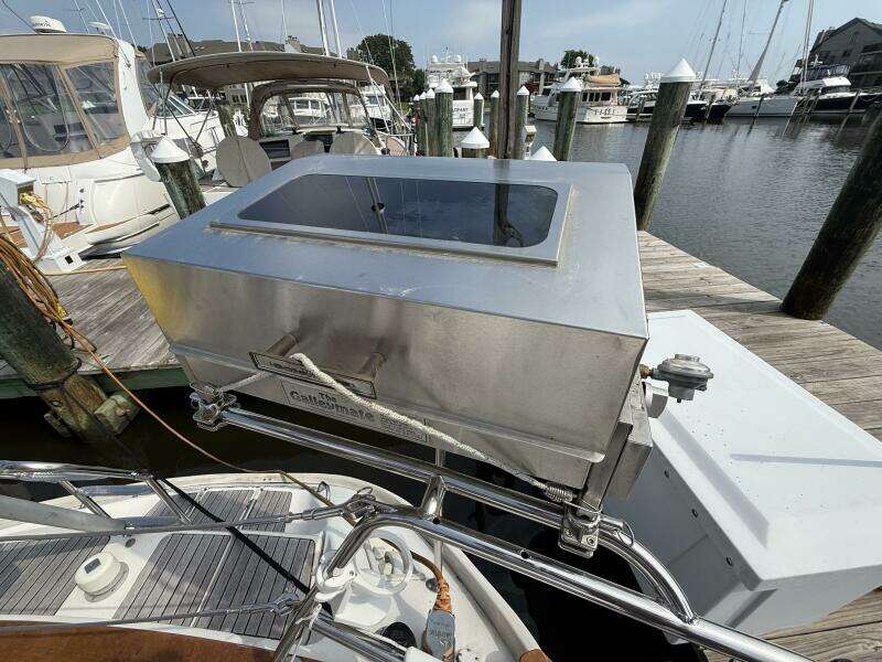 43ft Bavaria Yacht For Sale