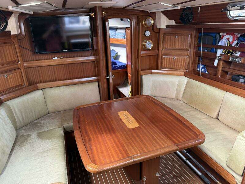 43ft Bavaria Yacht For Sale