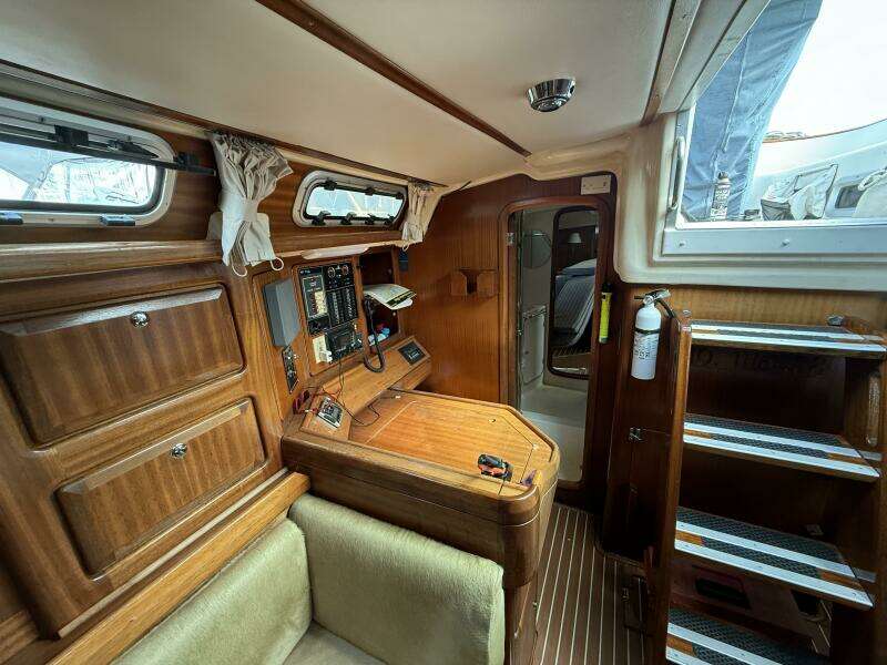 43ft Bavaria Yacht For Sale