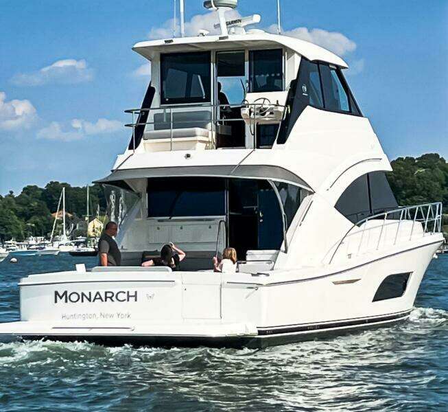57ft Riviera Yacht For Sale
