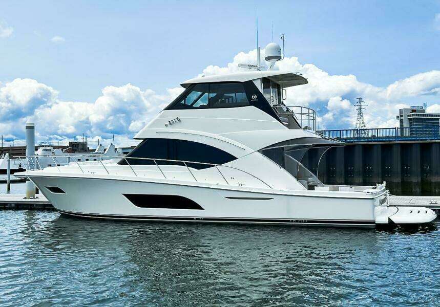 57ft Riviera Yacht For Sale