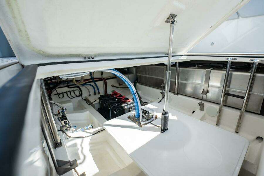 33ft Schaefer Yacht For Sale