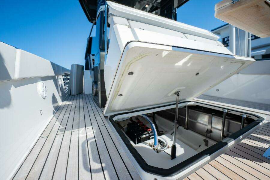33ft Schaefer Yacht For Sale