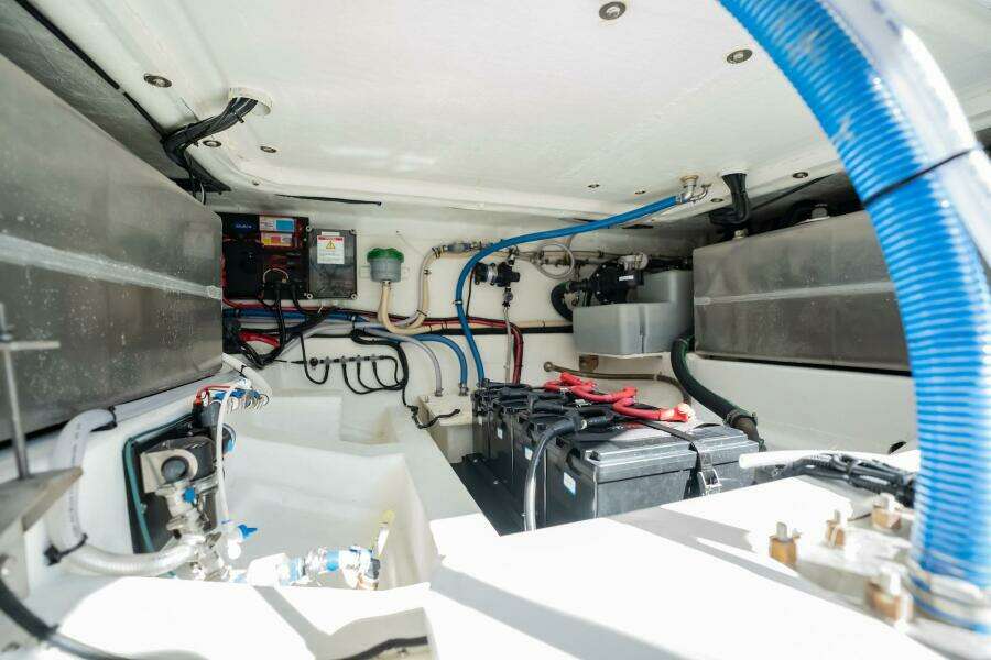 33ft Schaefer Yacht For Sale