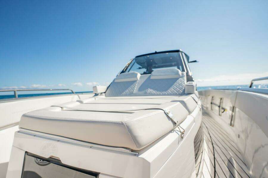 33ft Schaefer Yacht For Sale