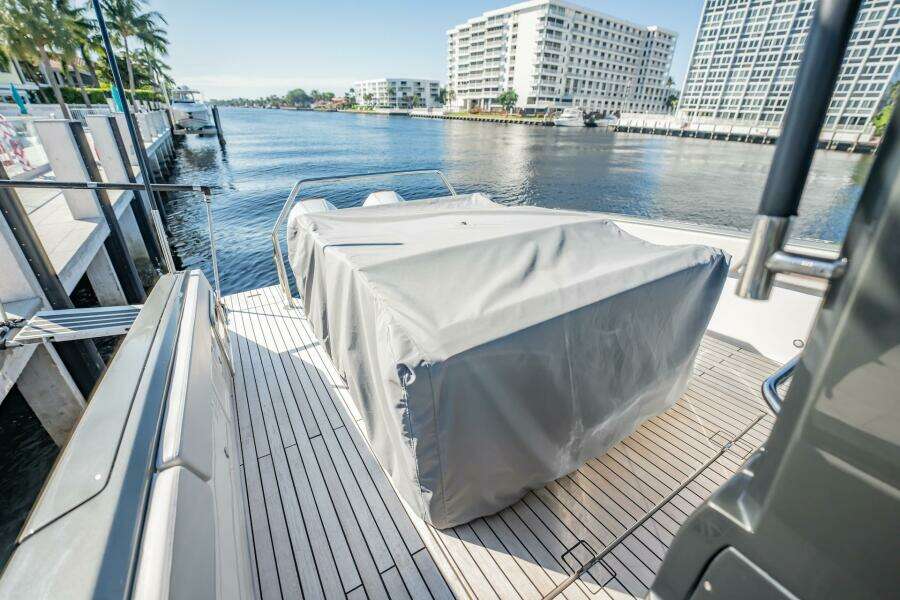 33ft Schaefer Yacht For Sale