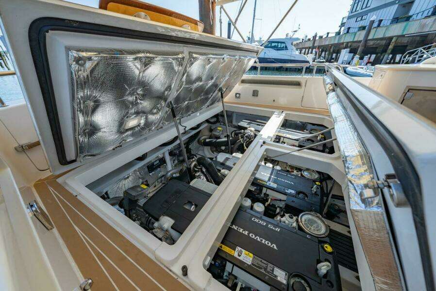 Engine Room Access Via 3 Deck Hatches