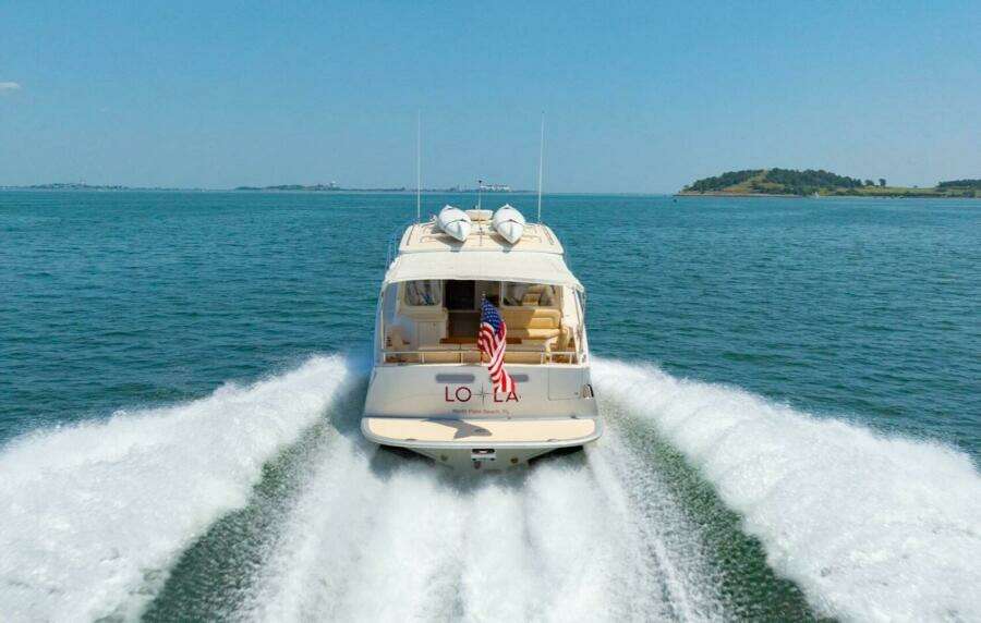 Stern Underway