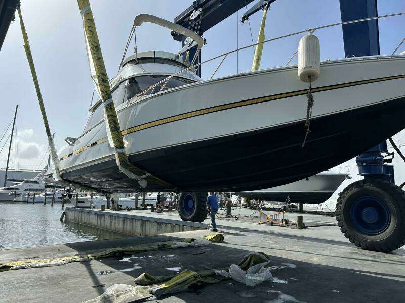 Caribbean Express 42ft Custom Yacht For Sale