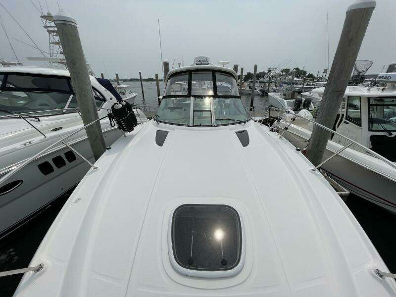 33ft Sea Ray Yacht For Sale