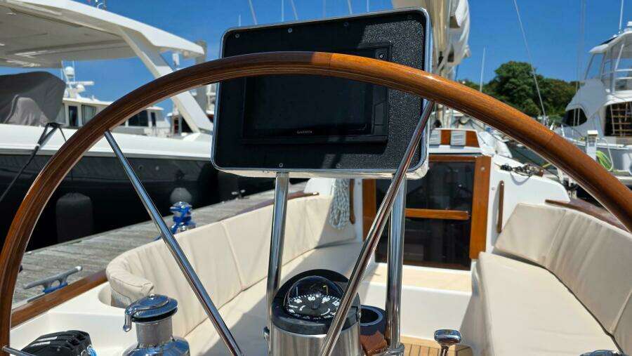 Fidelis 33ft Alerion Yacht For Sale