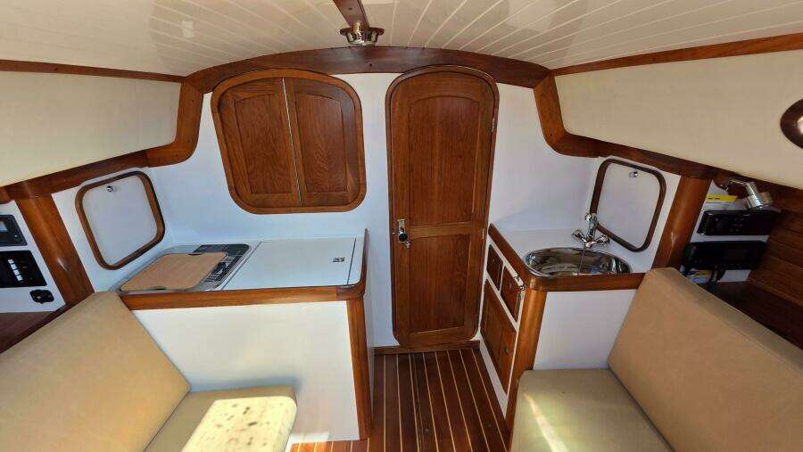 Fidelis 33ft Alerion Yacht For Sale