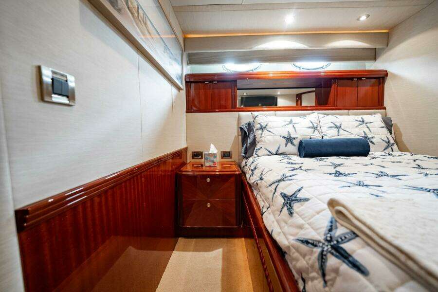 Water Ranch 80ft Lazzara Yachts Yacht For Sale