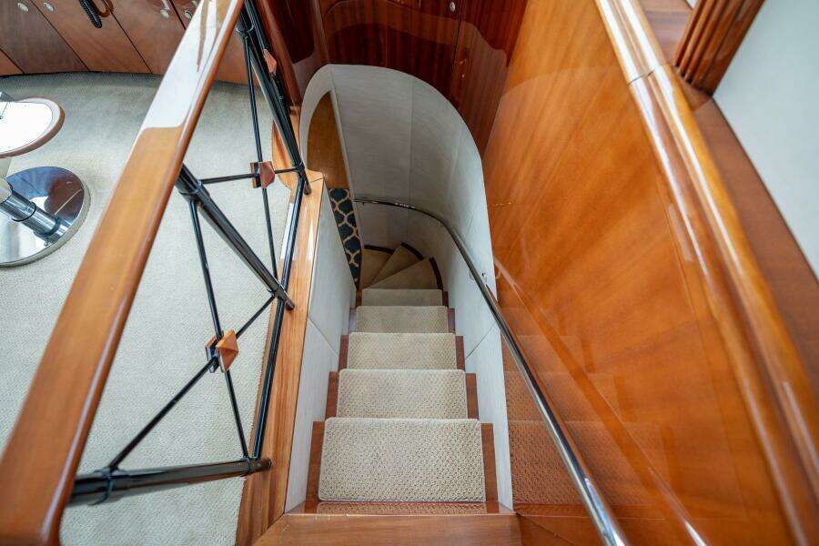Water Ranch 80ft Lazzara Yachts Yacht For Sale