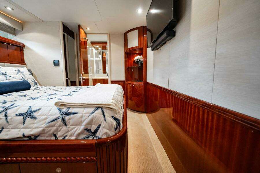 Water Ranch 80ft Lazzara Yachts Yacht For Sale